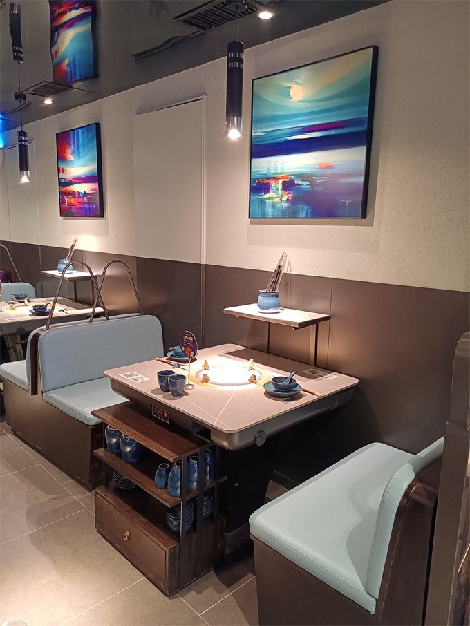 火鍋店桌椅（yǐ）