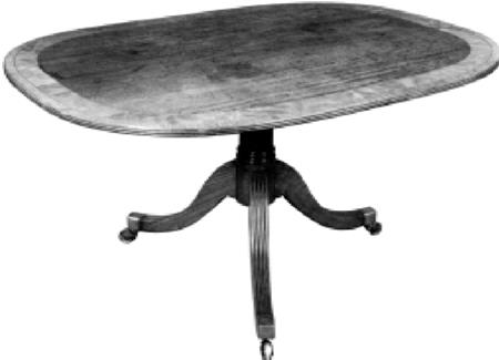 桃花心木和黃銅製的餐桌，英國，1800年