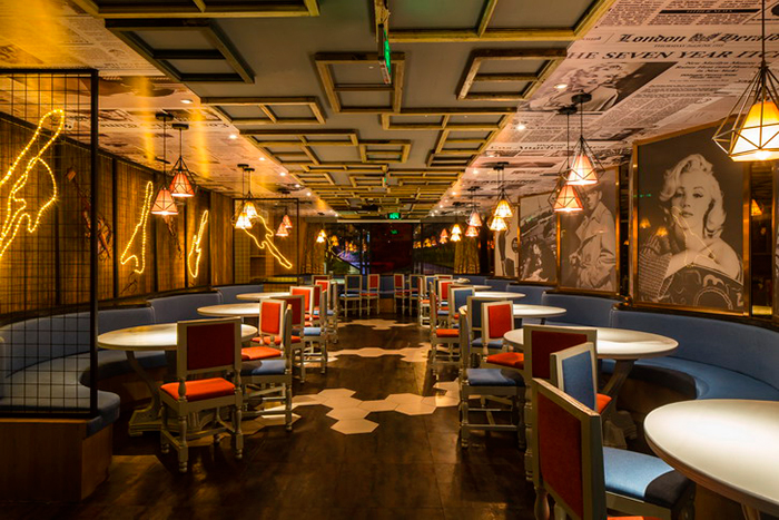 餐廳餐桌椅組套家具（jù）