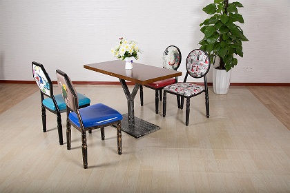 咖啡廳餐（cān）桌椅