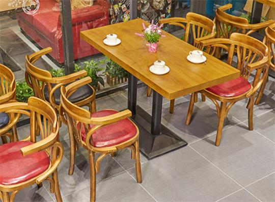 十大黄色软件官方版咖啡廳桌（zhuō）椅