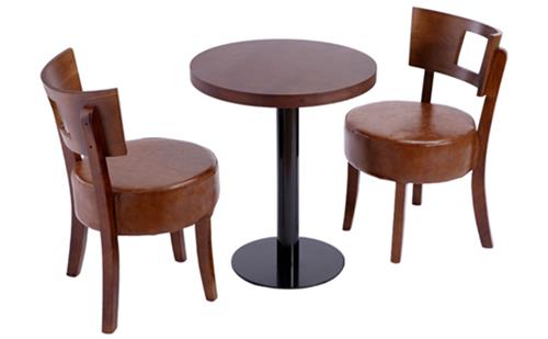 桌（zhuō）子椅子