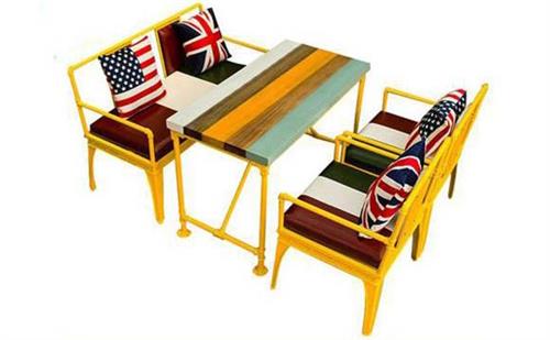 西餐（cān）廳桌椅