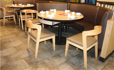 餐廳桌椅（yǐ）