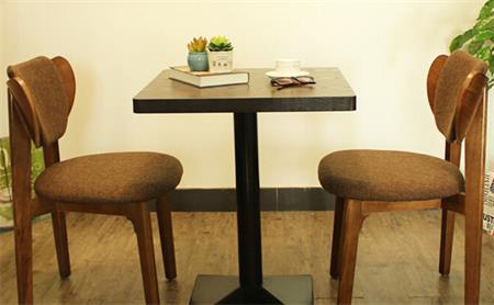 咖啡（fēi）廳（tīng）桌椅