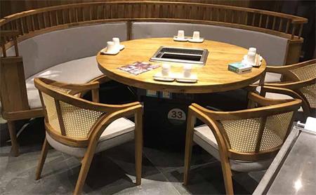 火鍋（guō）串串店餐桌（zhuō）