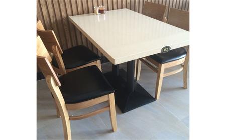 咖（kā）啡（fēi）廳奶茶店快餐店桌（zhuō）子