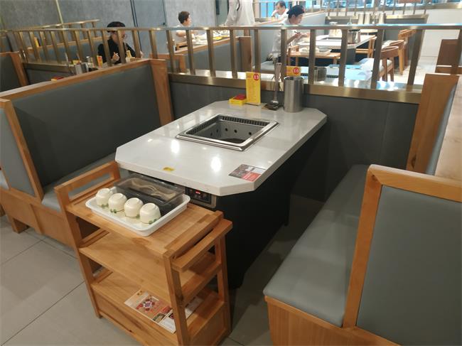 袁記串（chuàn）串香餐廳無煙火（huǒ）鍋桌