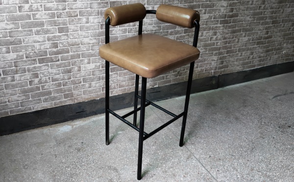 時（shí）尚清吧酒吧鐵藝高腿椅子_現代高檔吧台（tái）椅