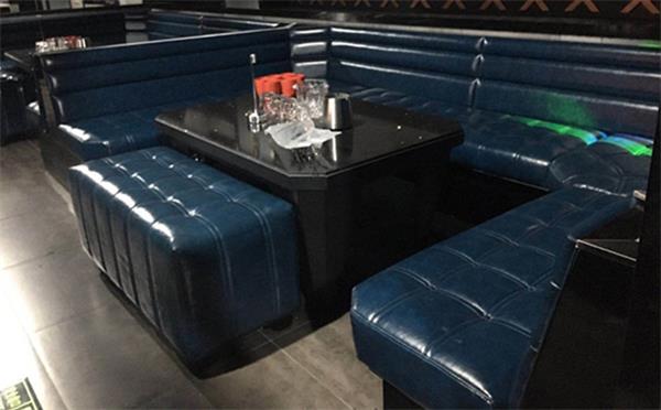 清吧靜吧休閑酒（jiǔ）吧沙發不鏽鋼茶幾（jǐ）家（jiā）具