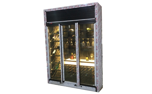 不鏽鋼香檳金恒溫酒（jiǔ）櫃酒窖定製_不鏽（xiù）鋼酒櫃廠（chǎng）家