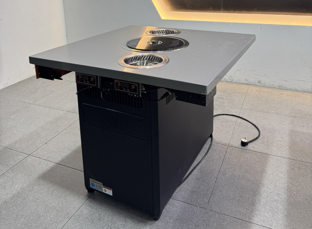 自助（zhù）小火（huǒ）鍋烤（kǎo）肉餐廳無（wú）煙烤涮一（yī）體桌