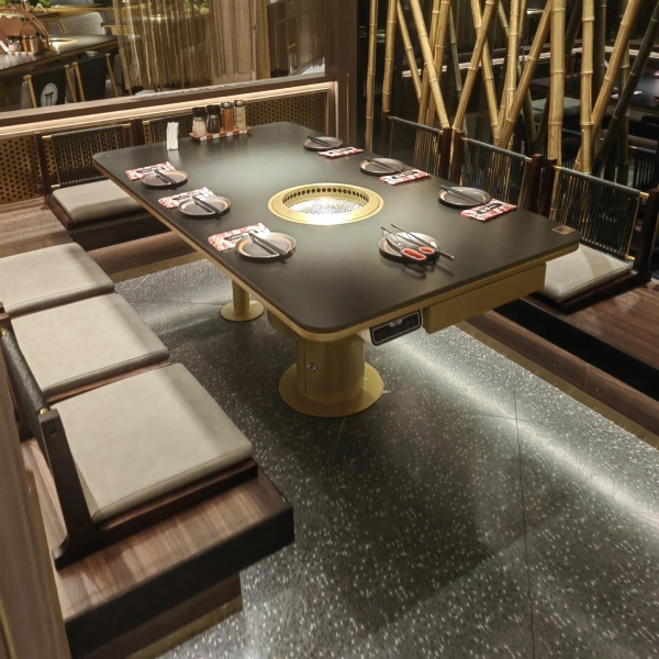 日式自（zì）助（zhù）烤肉店下排煙（yān）電烤烤肉桌（zhuō）