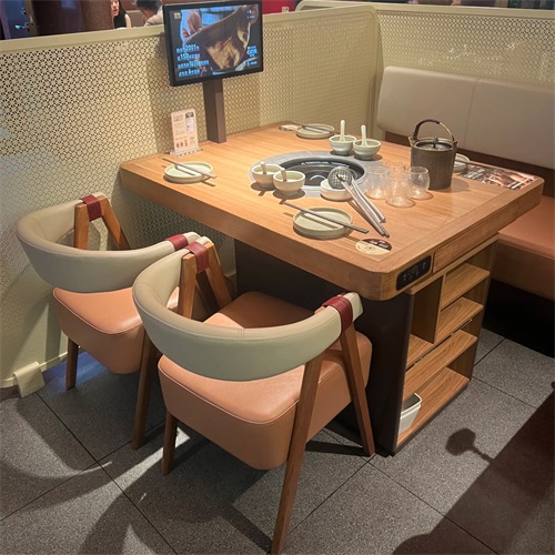 巴奴火鍋現代實（shí）木火鍋桌椅