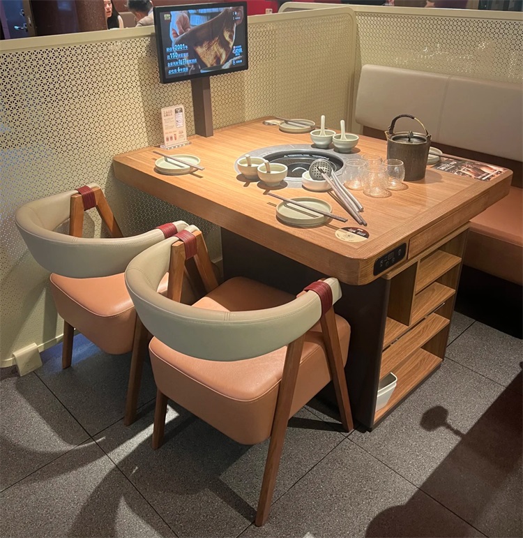 巴奴火鍋現代實木火鍋桌椅