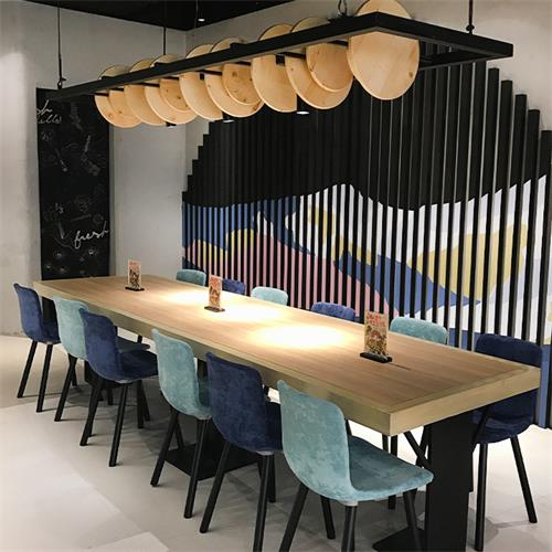 多人位肯德基麥當勞快（kuài）餐廳實木桌椅