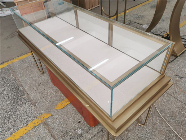 翡（fěi）翠珠寶店展示櫃_不鏽鋼玻璃首飾展示櫃