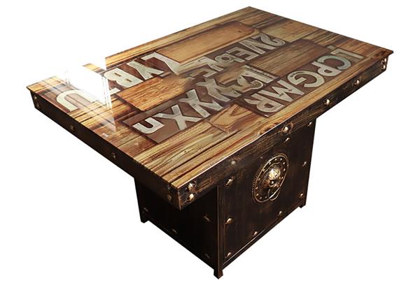 古典工業定製印刷_個性主題（tí）餐廳_黑色五金 銅釘（dìng）圍邊老工（gōng）業風（fēng）餐桌