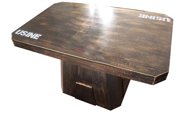 古銅色餐桌 工（gōng）業鐵藝風餐桌 主題（tí）風餐廳餐桌