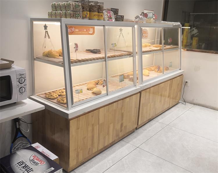 實木蛋糕玻璃櫃台展示（shì）櫃