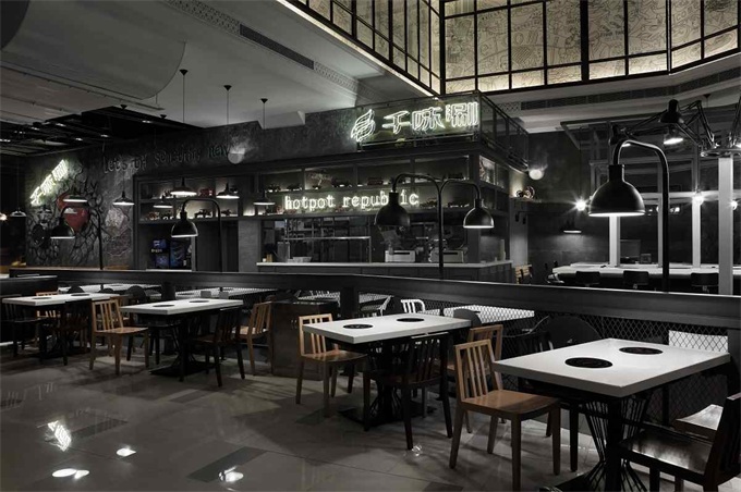 現代火鍋店空間裝修設計風格（gé）