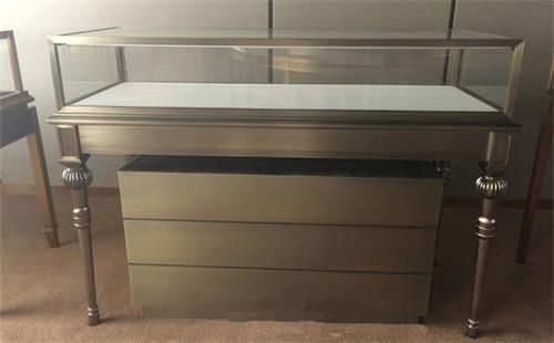 歐（ōu）式珠寶展示櫃