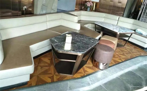 南京酒吧（ba）現代幾何多變異形（xíng）大理石不鏽鋼三層酒吧（ba）茶幾