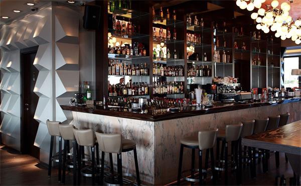 酒吧（ba）吧台