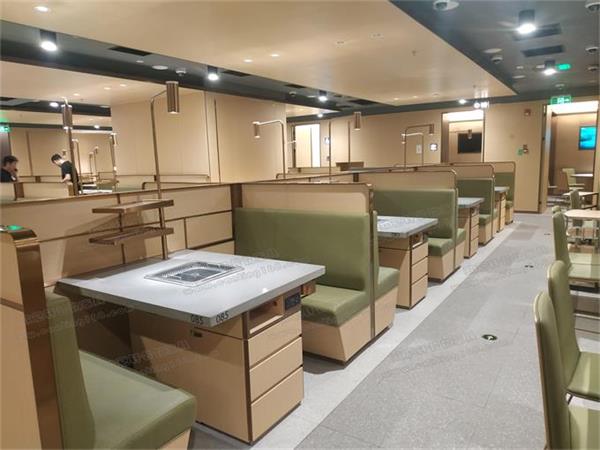 海（hǎi）底撈火鍋店家具