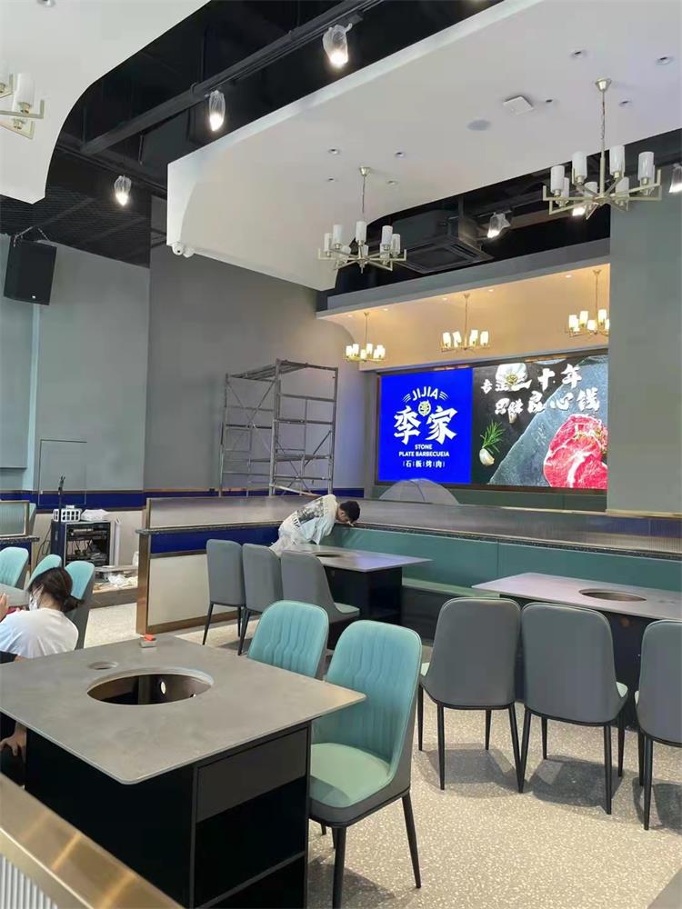 季家石板烤（kǎo）肉店家具
