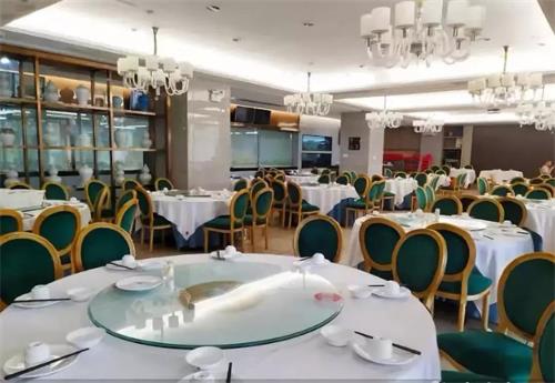 芙蓉樓餐廳桌（zhuō）椅