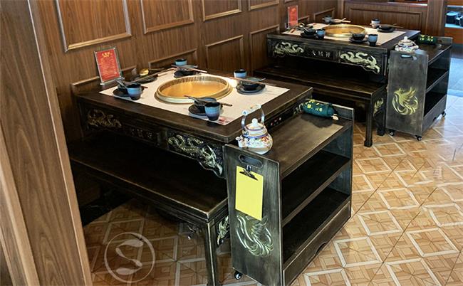 實木火（huǒ）鍋桌椅