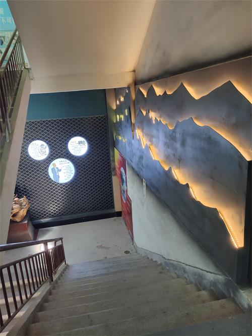 十大黄色软件官方版家具樓梯間