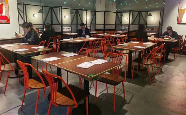 食（shí）堂家具