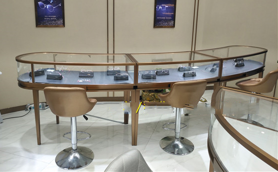 不鏽鋼珠寶展（zhǎn）示櫃（guì）