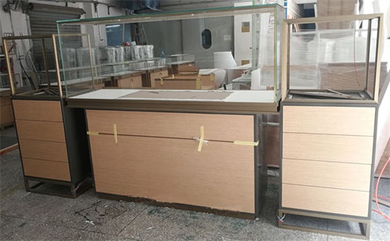 不鏽鋼珠寶展櫃