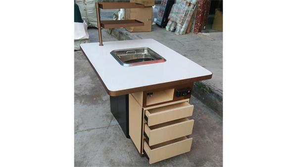 海底撈類似（sì）無煙（yān）火鍋桌椅