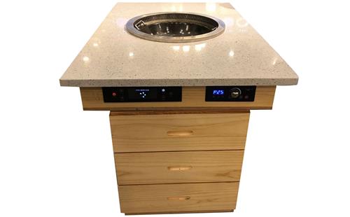 帶下排風的（de）火鍋桌