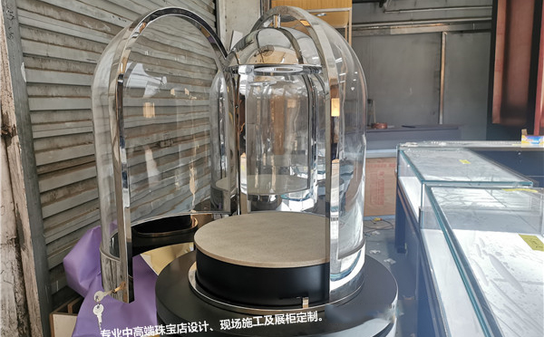 圓弧頂（dǐng）玻璃罩珠（zhū）寶（bǎo）展櫃