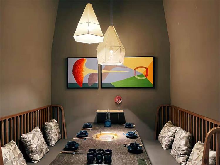 湊湊廣州琶洲（zhōu）保利廣（guǎng）場店火鍋桌（zhuō）椅