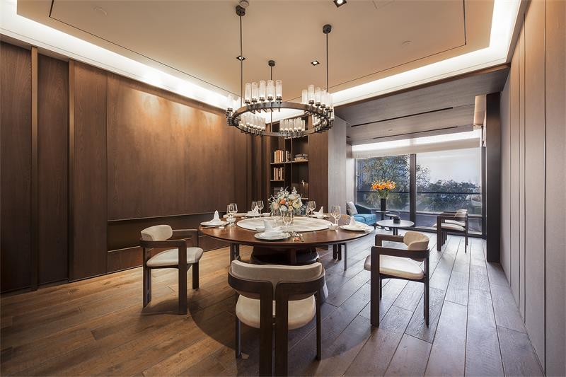 餐（cān）廳包間圓桌椅