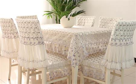   蕾絲繡花（huā）桌布